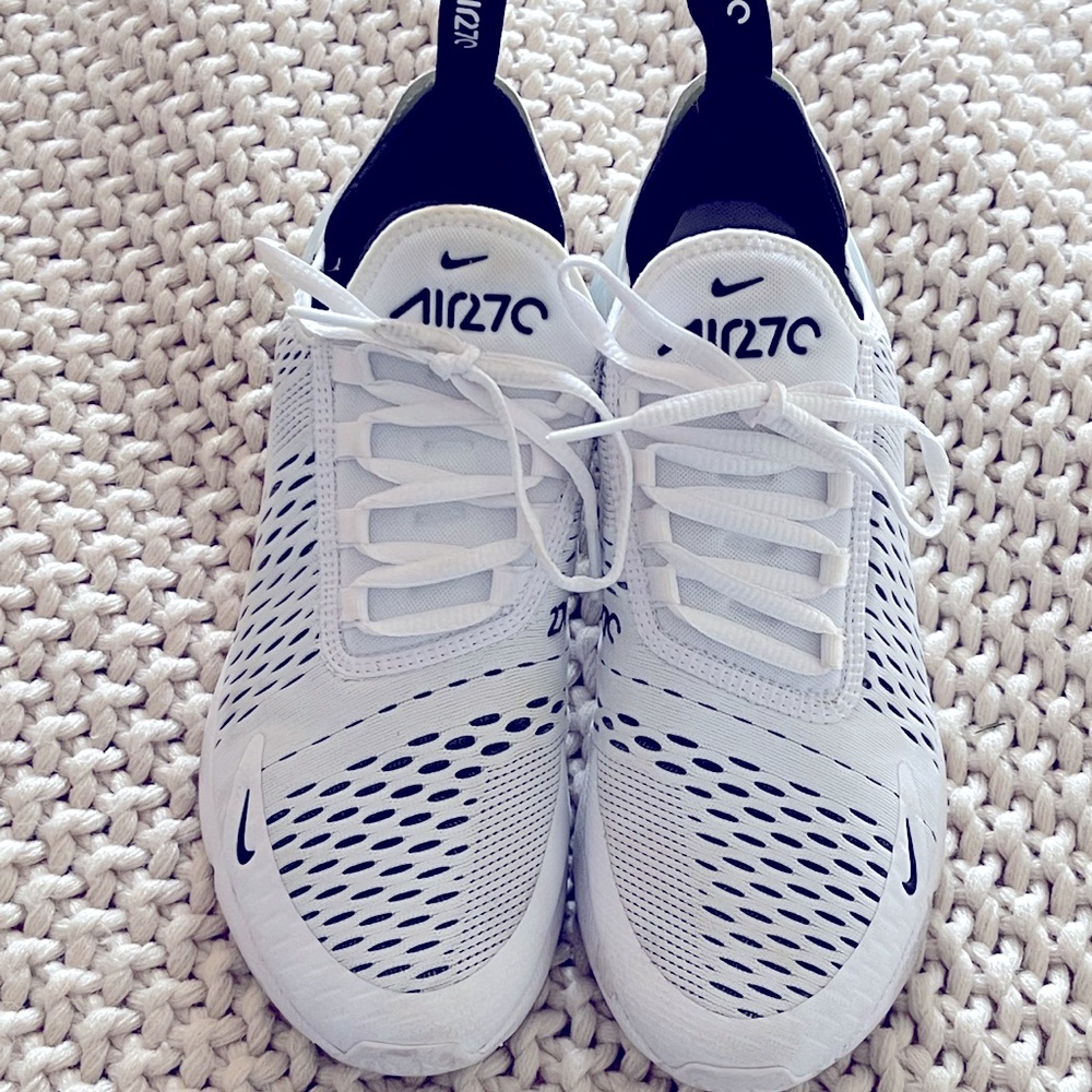 Nike Air 270 excellent condition worn a few times.